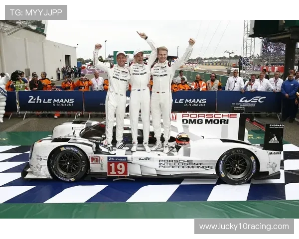 阿布扎比高温挑战,车手体能成关键 阿布扎比高温挑战,车手体能成关键